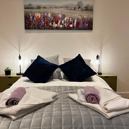 Lavender Retreat Bed & Breakfast Wrexham Eksteriør bilde