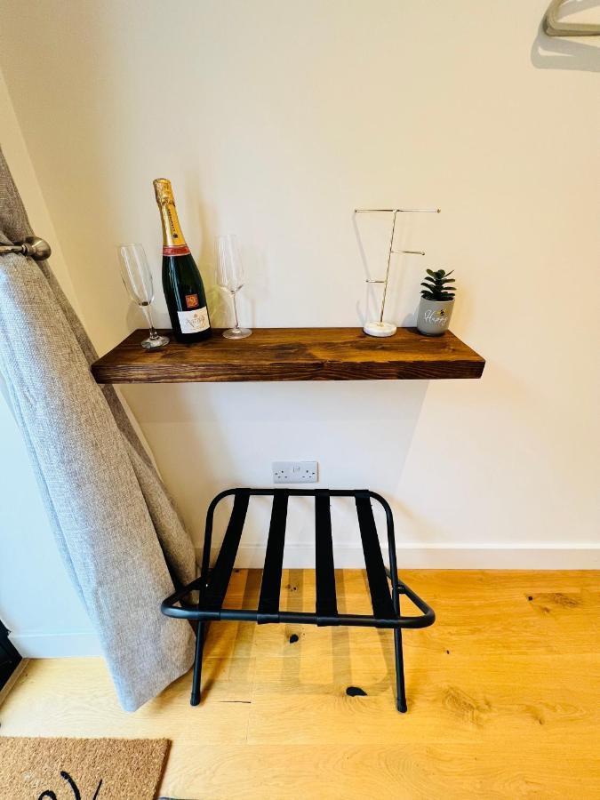 Lavender Retreat Bed & Breakfast Wrexham Eksteriør bilde
