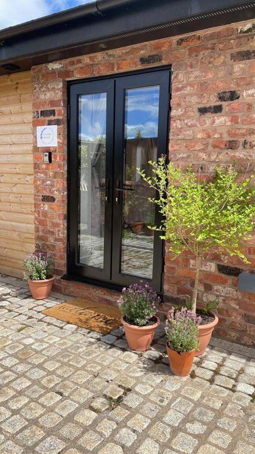 Lavender Retreat Bed & Breakfast Wrexham Eksteriør bilde
